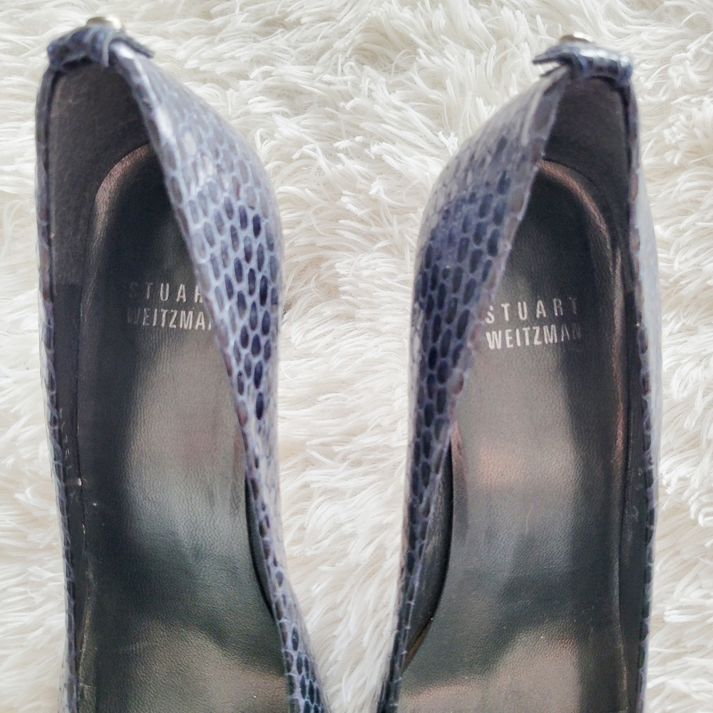 Stuart Weitzman Plainfield Snakeskin Embossed Peep Toe Pumps - Picture 5 of 8